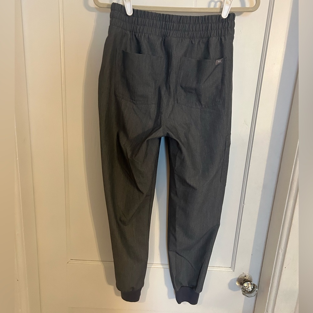 Figs Dark Gray Scrub Pants with Teal Drawstrings - Picture 4 of 9